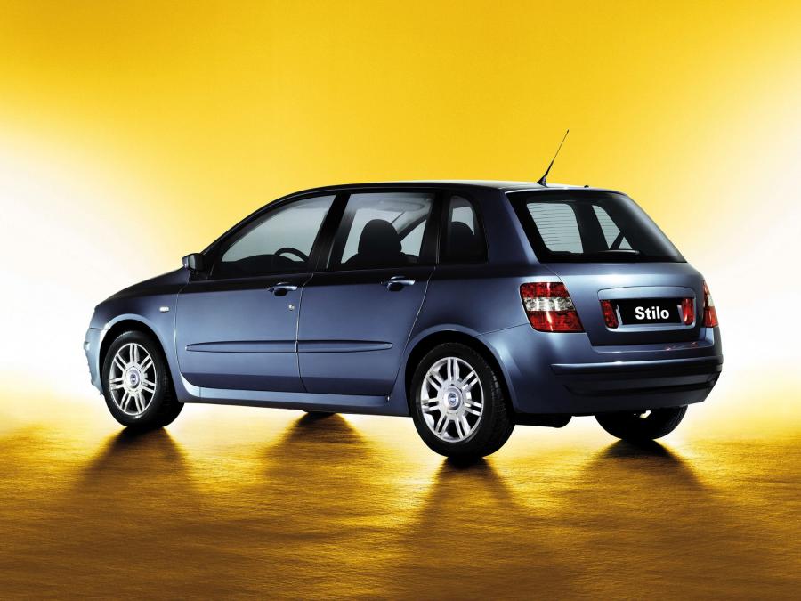  Fiat Stilo 5-Door 2001 года  (фото 3 из 16)